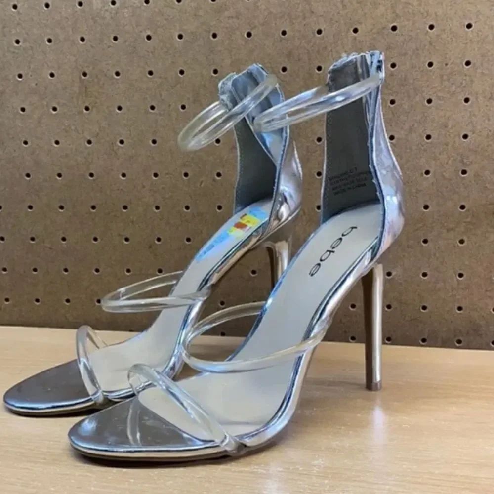 Berdine Silver BEBE Shoes - Silver & Clear Straps - Like New - Size 8.5